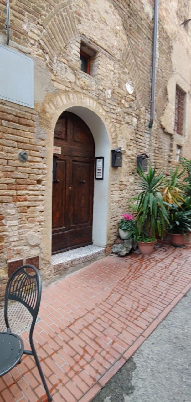 B&B Le Undici Lune San Gimignano Zewnętrze zdjęcie