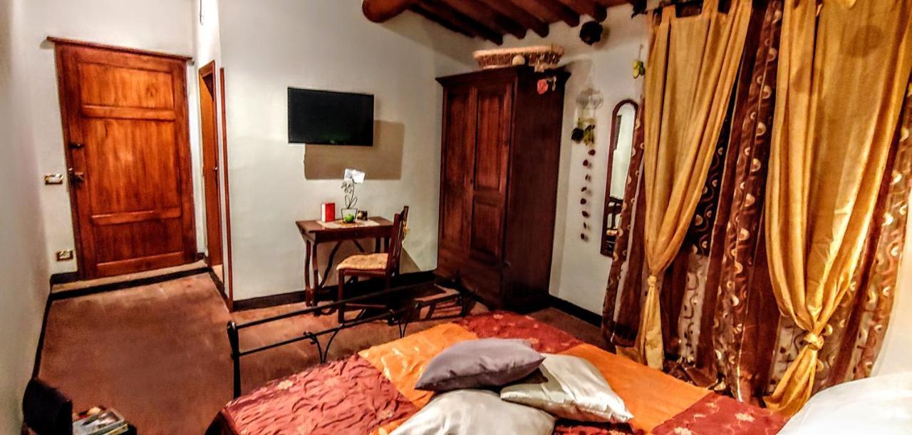 B&B Le Undici Lune San Gimignano Zewnętrze zdjęcie