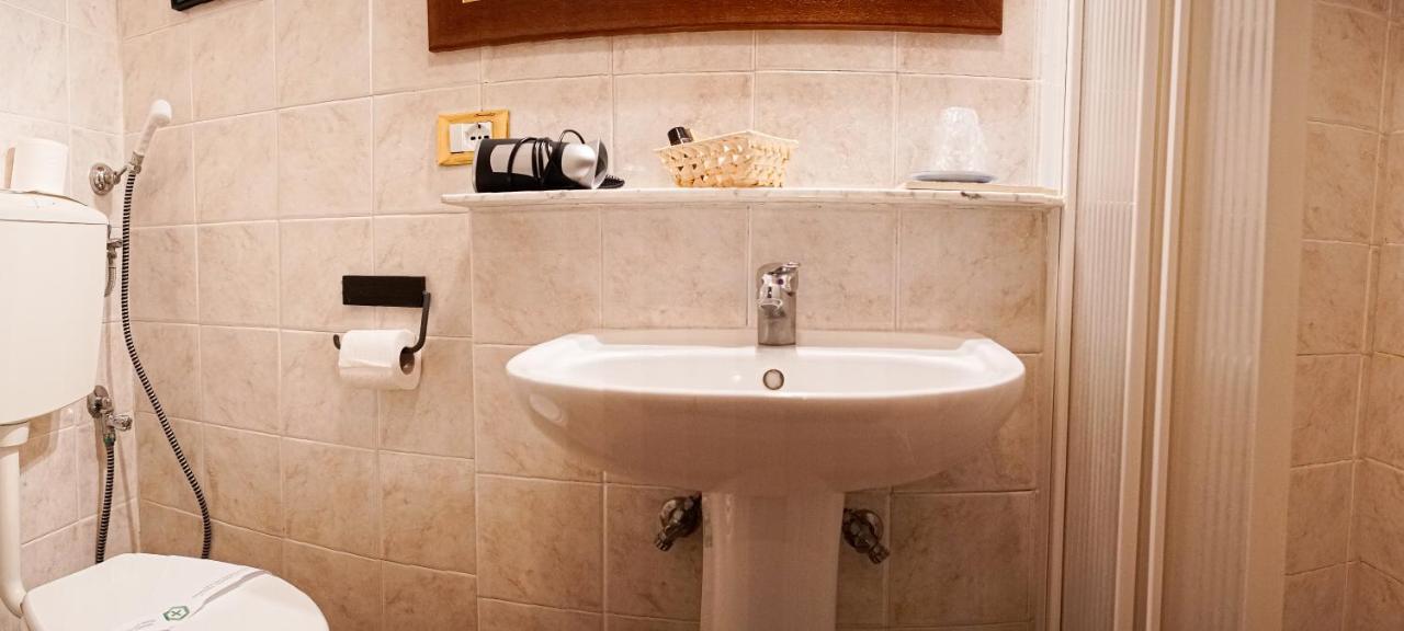 B&B Le Undici Lune San Gimignano Zewnętrze zdjęcie